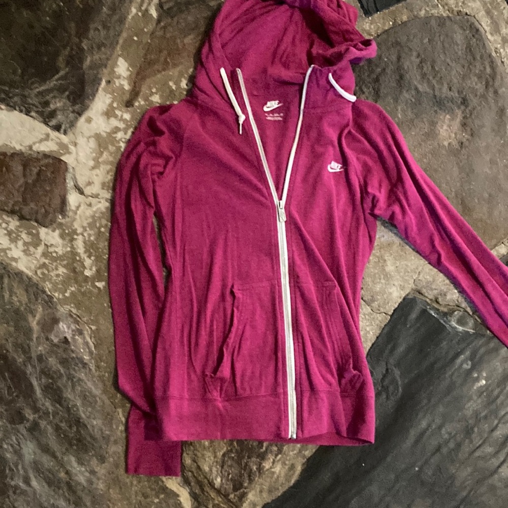 Nike magenta light hoodie